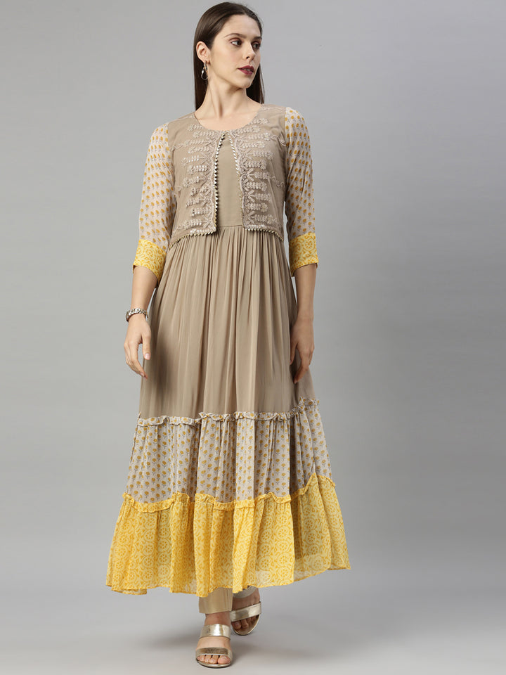 Neerus Grey georgette solid kurti - detail view 4
