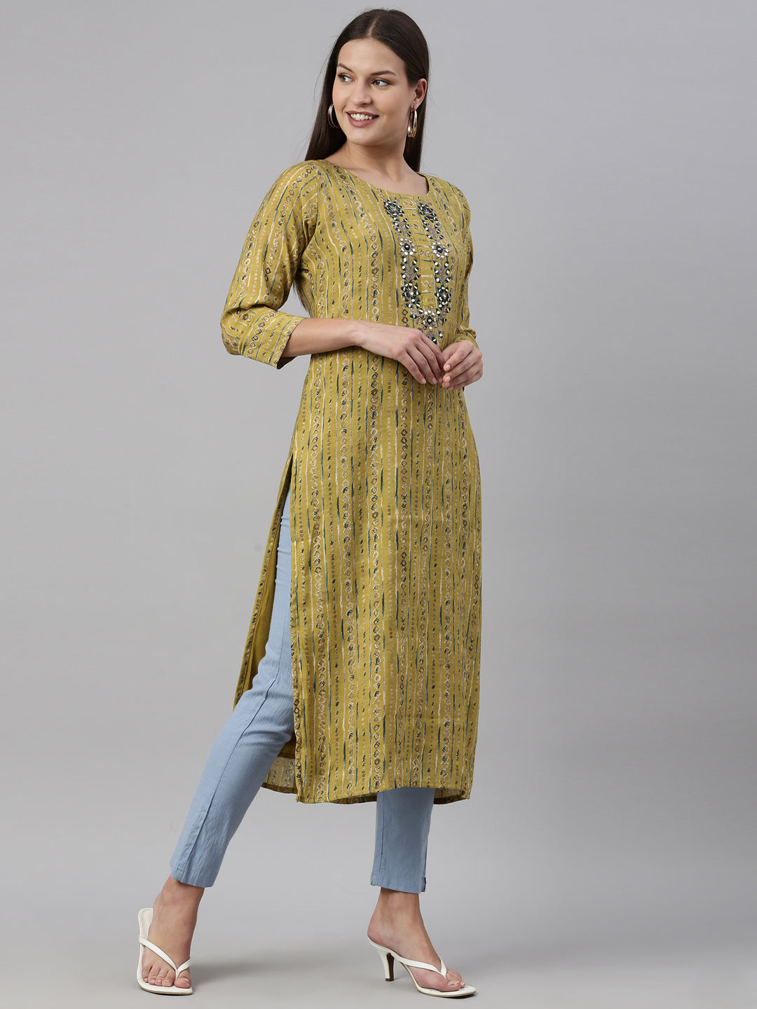 Neerus Mehadi Green Color Georgette Fabric Kurta