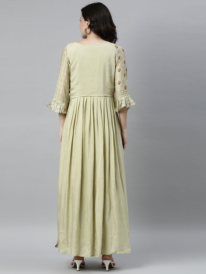 Neerus Green modal printed kurti - detail view 1