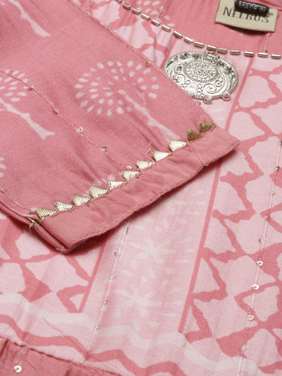 Neeru's Pink Color Model Fabric Kurta