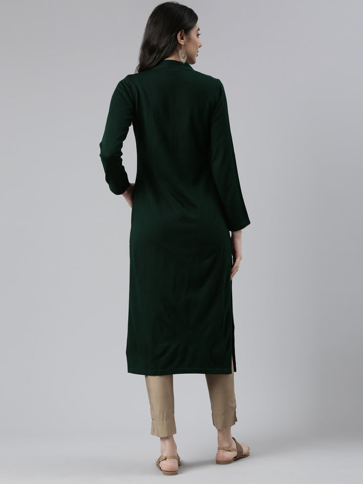 Neerus Green cotton embroidered straight kurta - side view