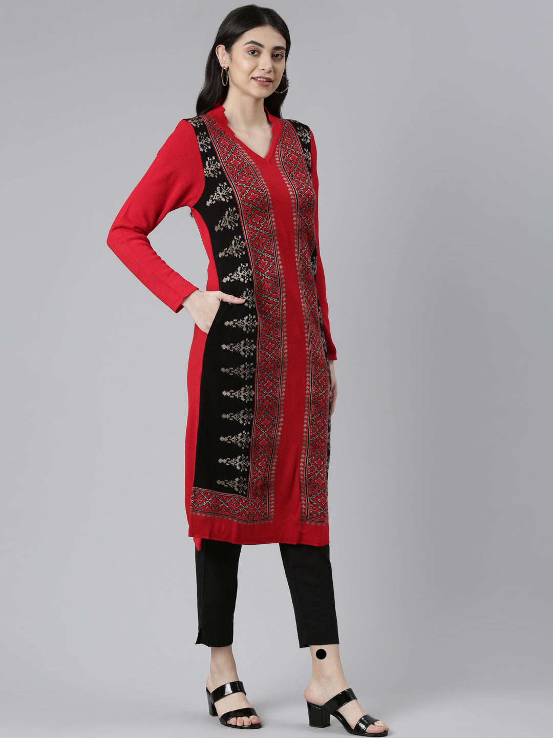 Neerus Multi Straight Printed Cotton Wool Kurta