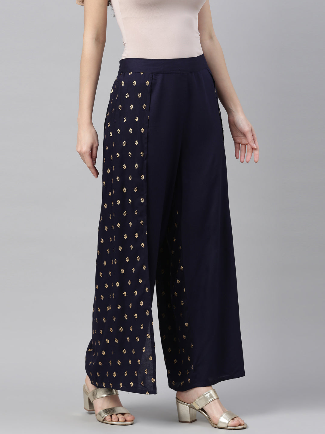 Neerus Blue polyester solid palazzo bottom - detail view 1