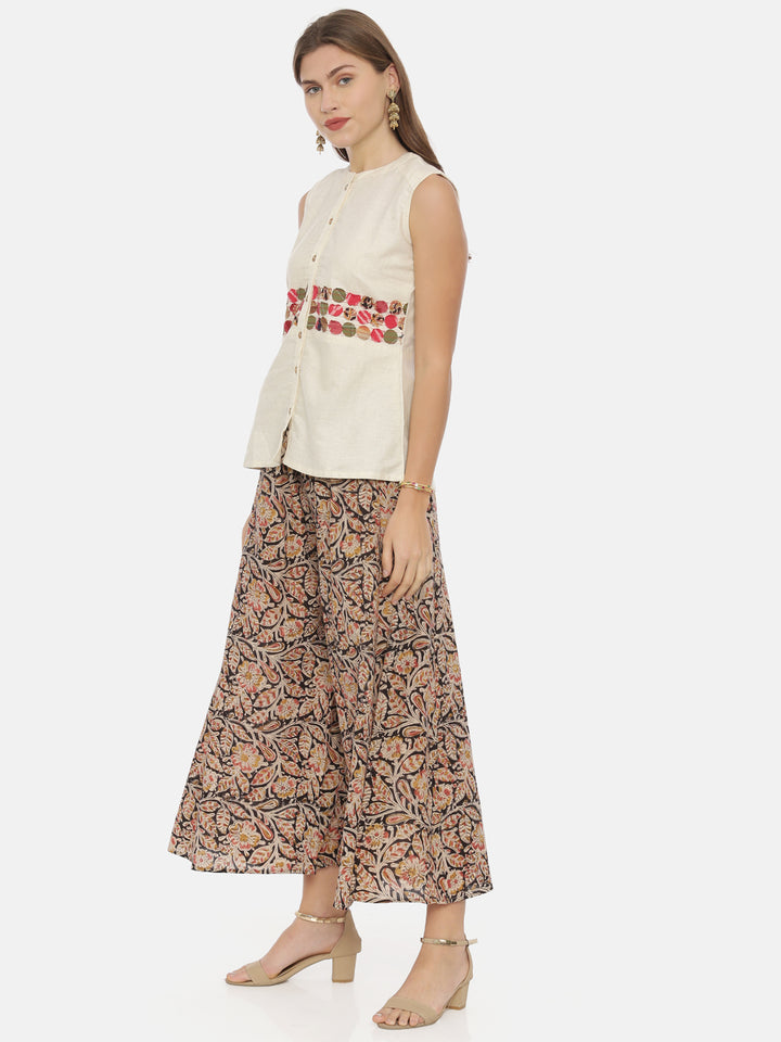 Neerus White embroidered kurti for women - side view