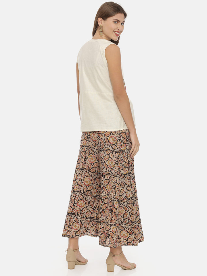 Neerus White embroidered kurti for women - detail view 2