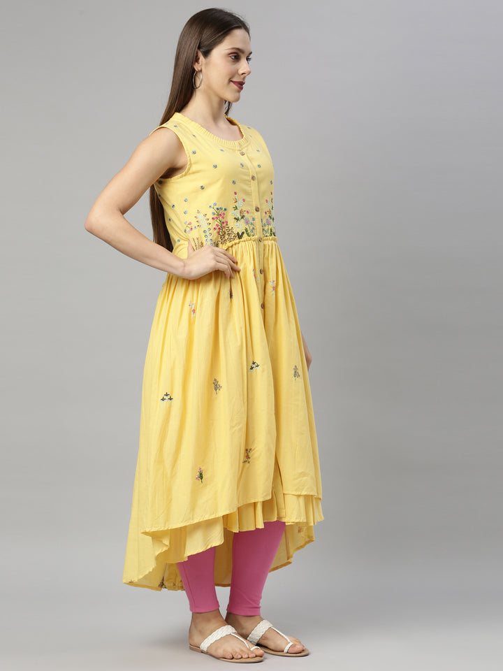 Neerus Yellow cotton solid kurti - detail view 1