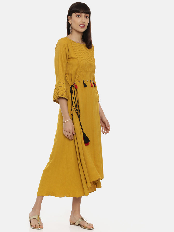 Neerus Yellow rayon high-low kurta - detail view 1