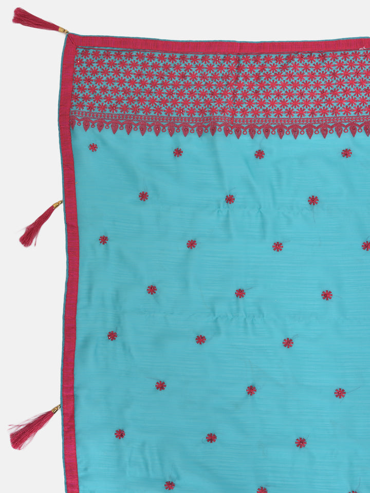 Neerus Green chiffon solid saree - side view