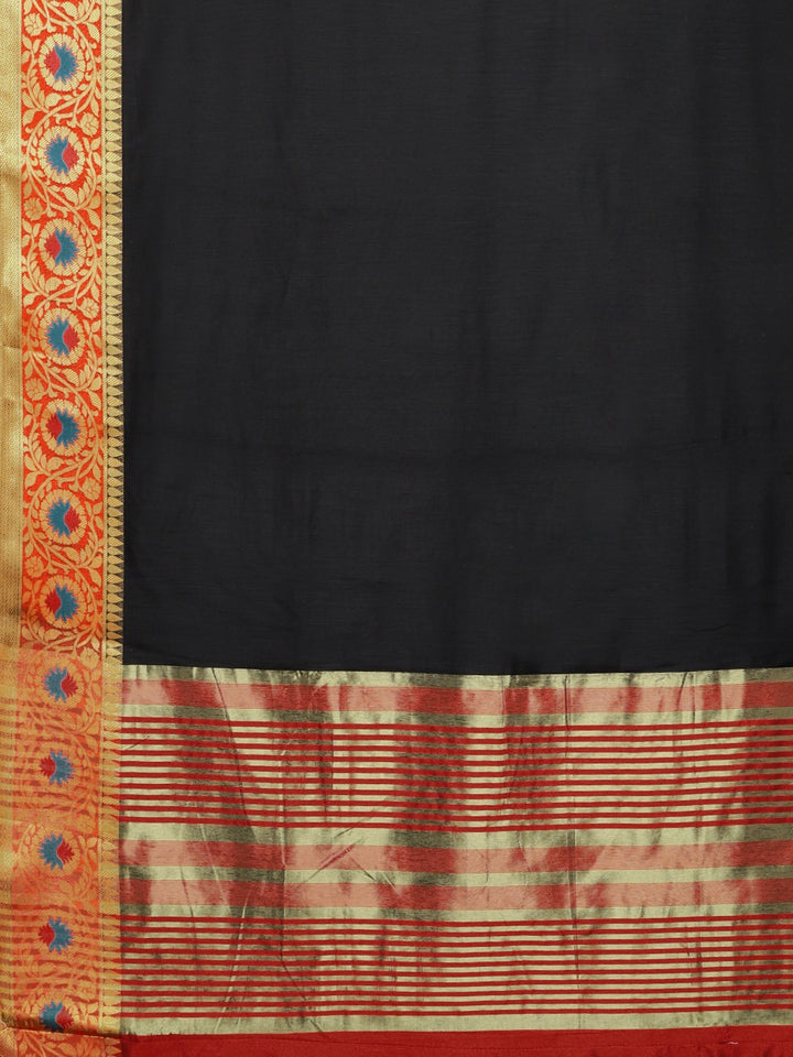 Neerus Black Textured Saree With Blouse