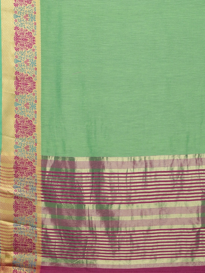 Neerus Green Textured Saree With Blouse