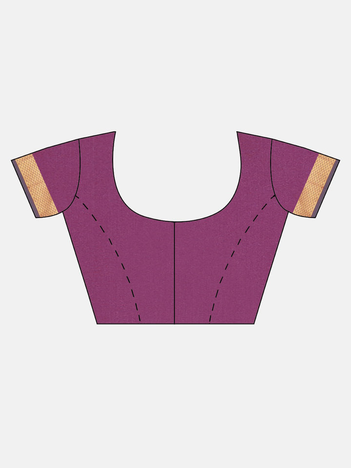 Neerus Green Textured Saree With Blouse