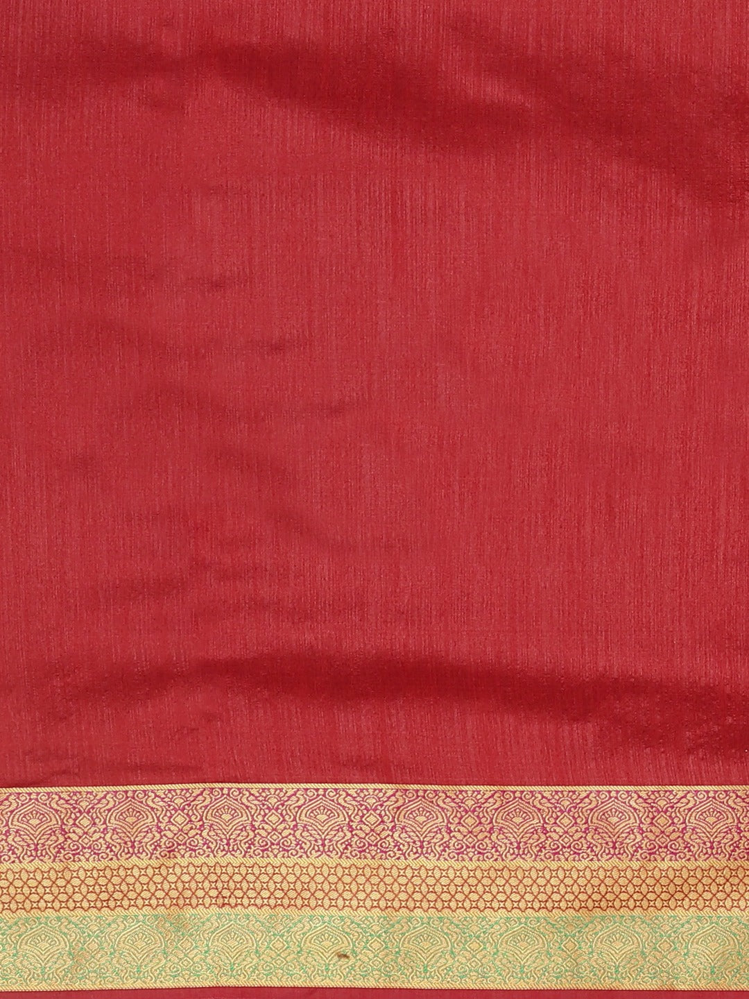 Neerus Red Textured Saree With Blouse