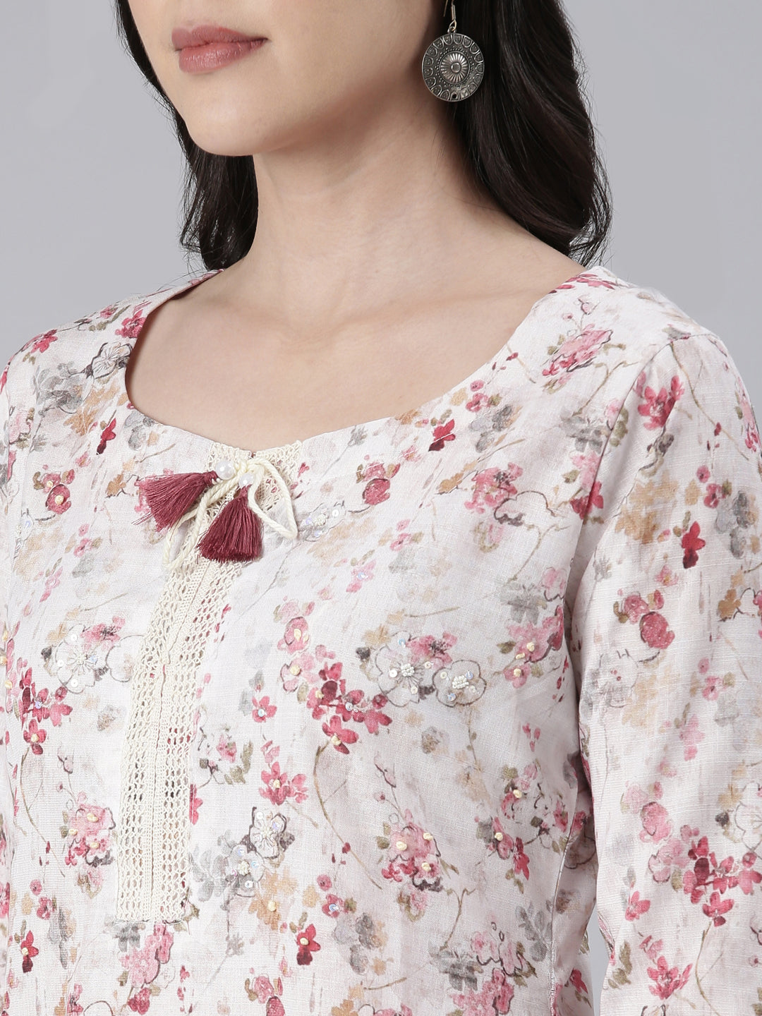Neerus White cotton printed straight kurta - detail view 1