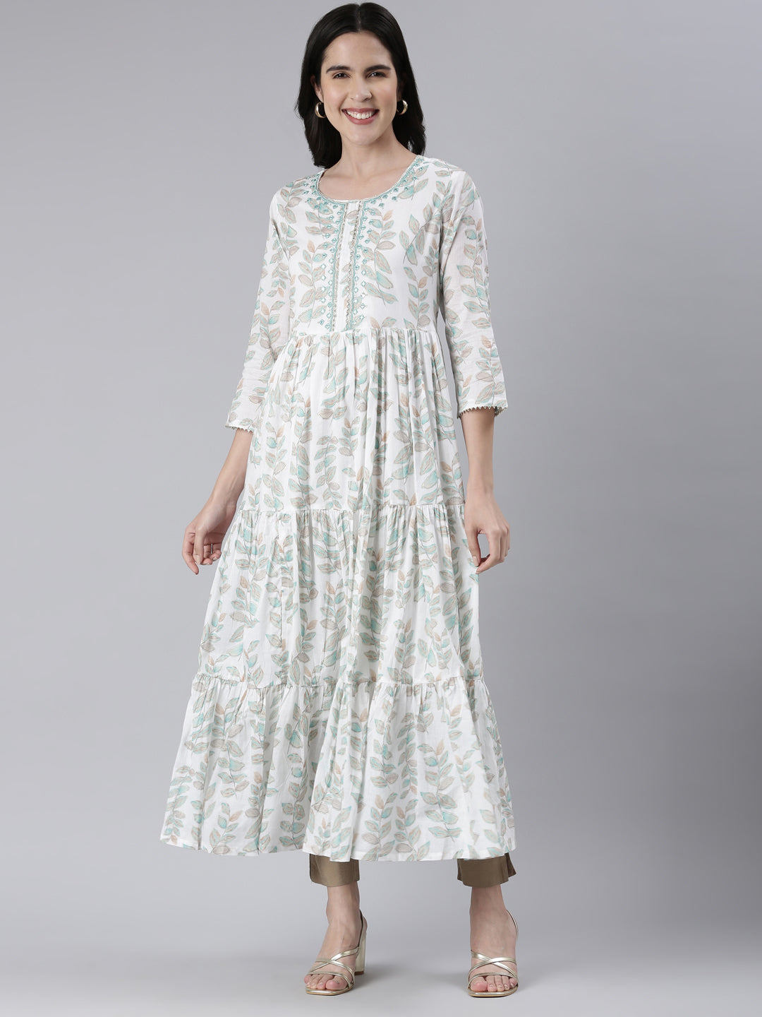 Neerus Green Maxi Casual Printed Dresses