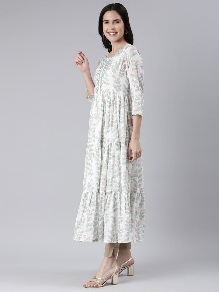 Neerus Green Maxi Casual Printed Dresses