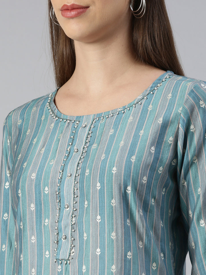 Neerus Blue Embroidered Kurta Set with Trouser and Dupatta - detail view 1