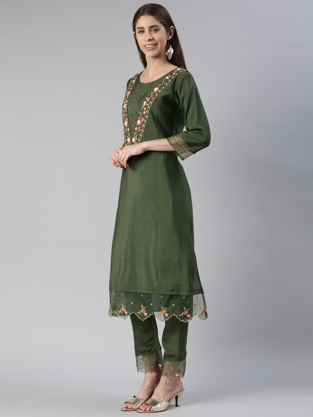 Neerus Green Rayon Embroidered Kurta Set - back view