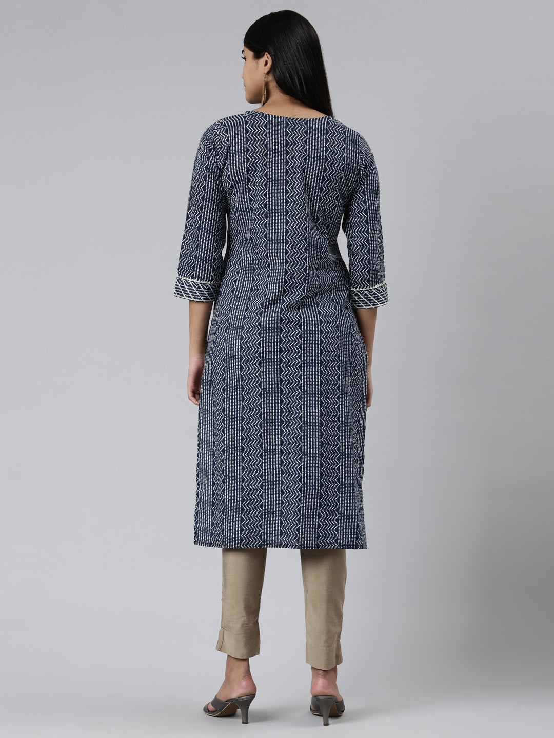 Neerus Navy Blue Straight Printed Cotton Kurtas
