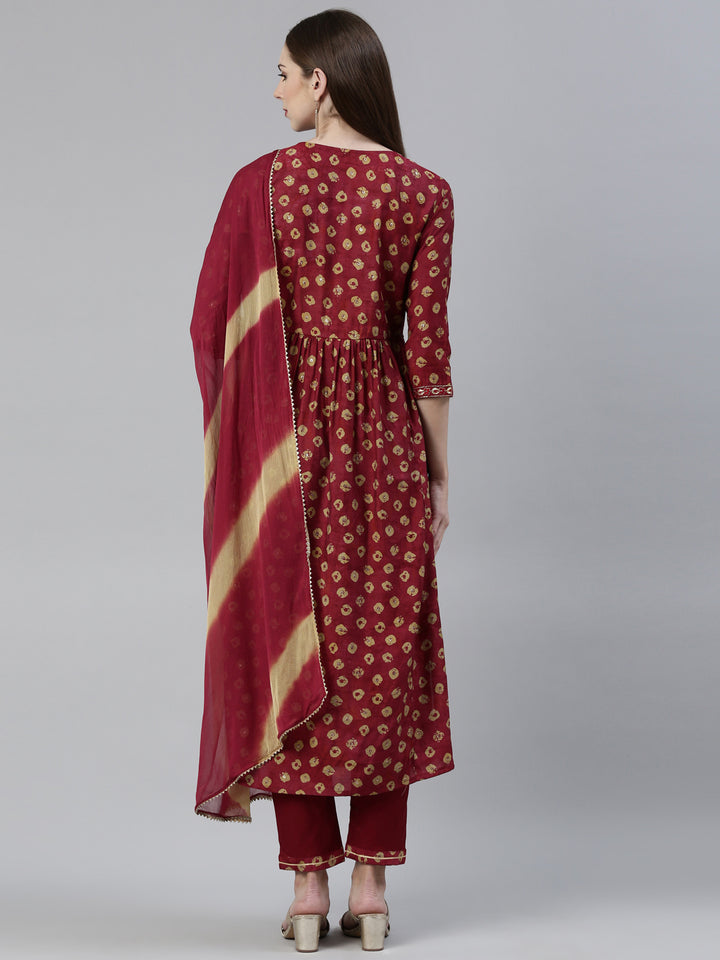 Neerus Magenta Regular Knee Length Printed Kurta Printed Trousers With Dupatta