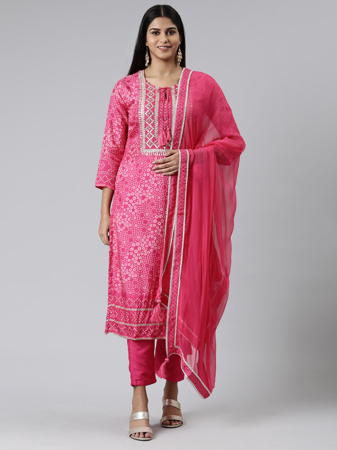 Neerus Pink muslin printed kurta set - front view