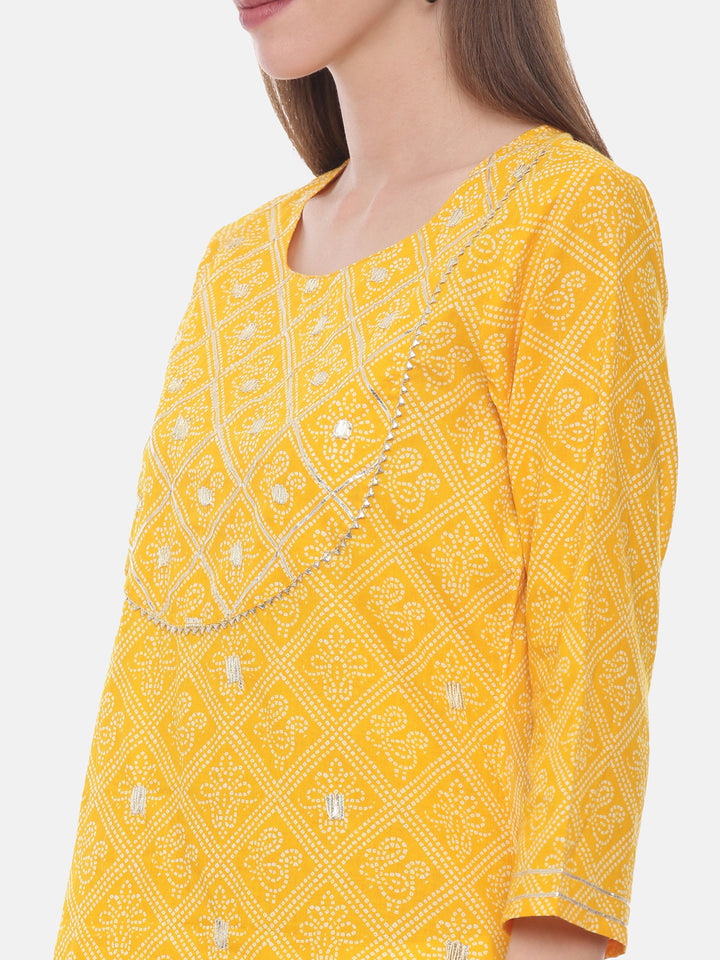 Neerus Yellow Printed Straight Kurta