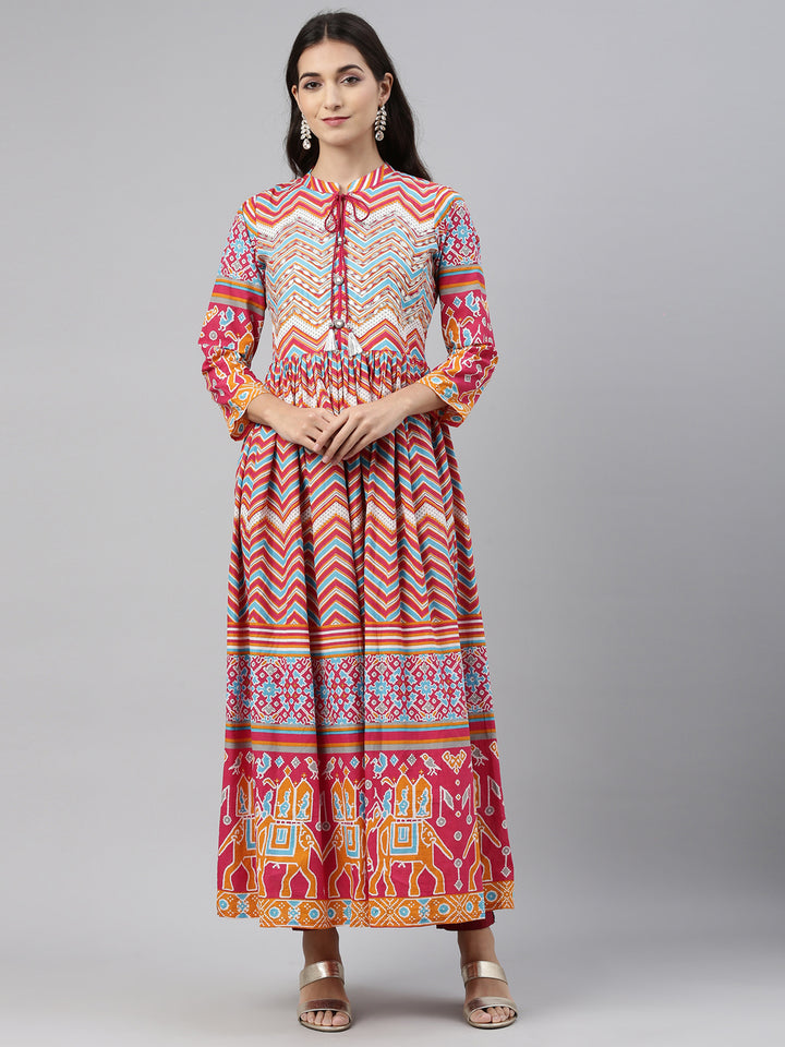 Neerus Multi cotton printed kurti tunic - detail view 3
