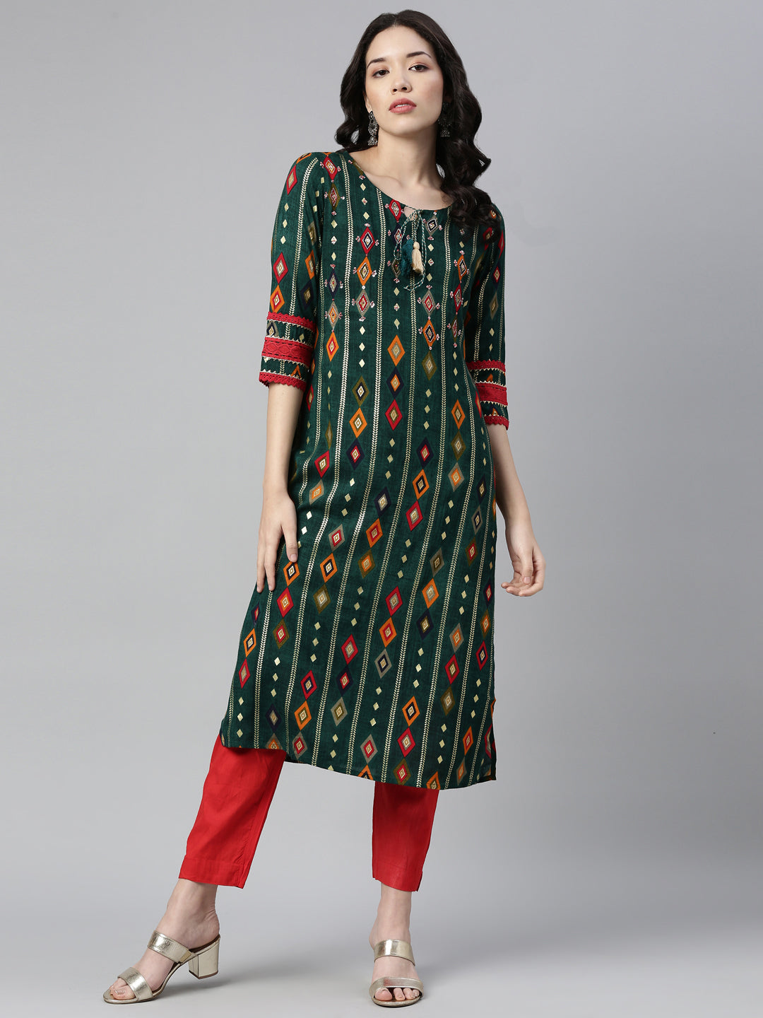 Neerus Green rayon embellished kurta - detail view 2
