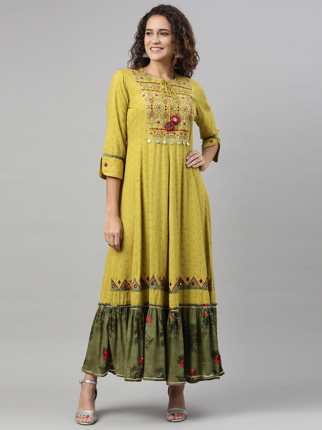 Neerus Green viscose rayon embellished anarkali kurta - detail view 4