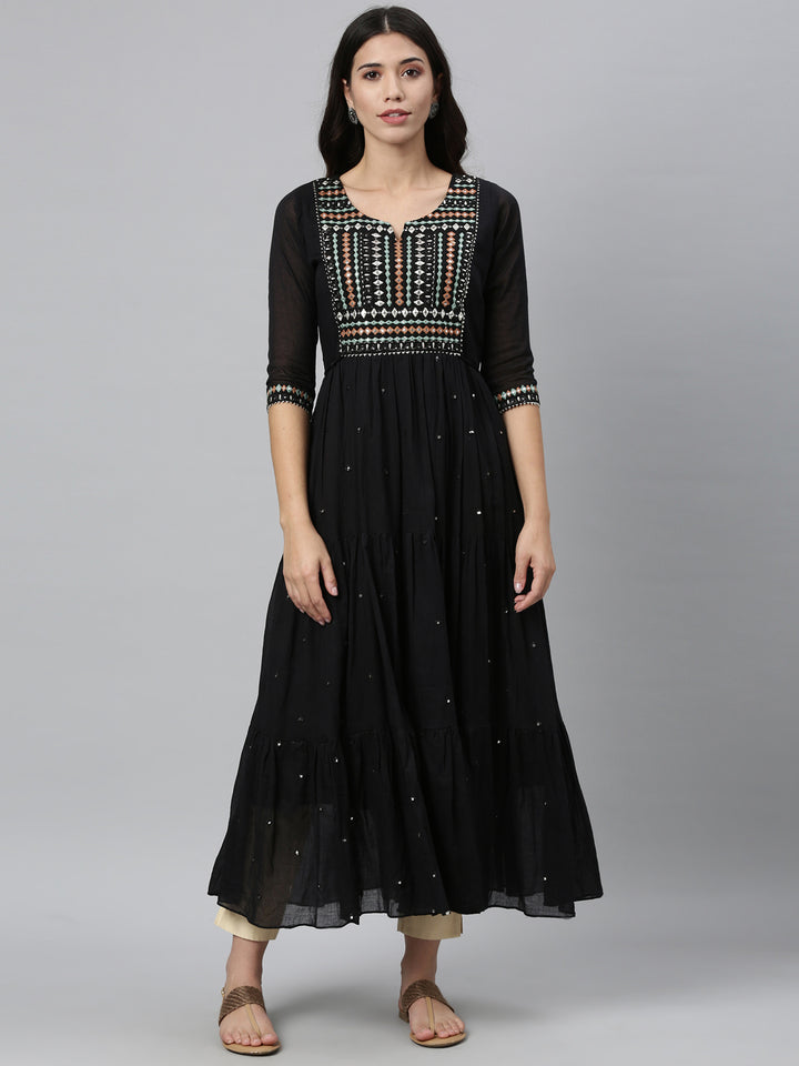 Neerus Black Color Cotton Fabric Kurta