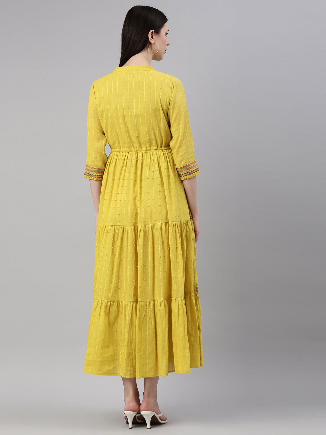 Neerus Yellow cotton maxi dress - detail view 2