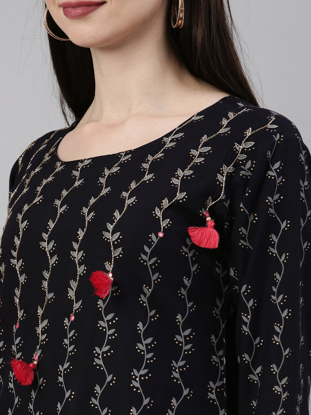 Neerus Blue Rayon Solid Kurta - detail view 4