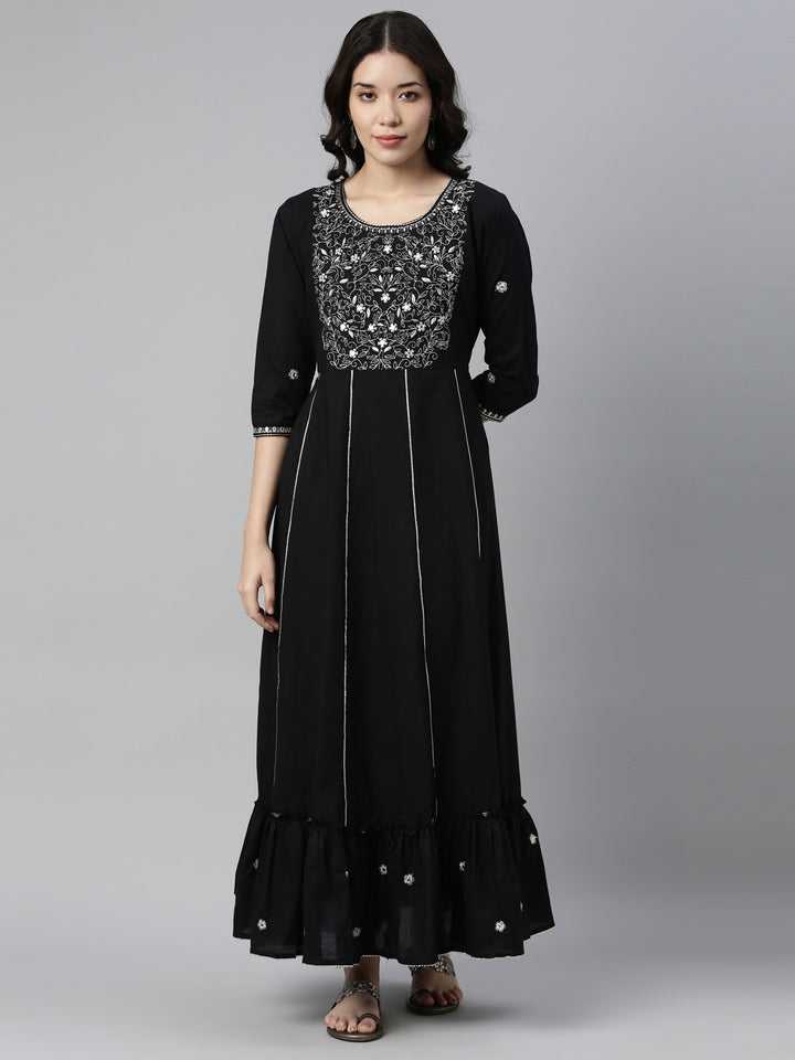 Neerus Black Color Cotton Fabric Kurta