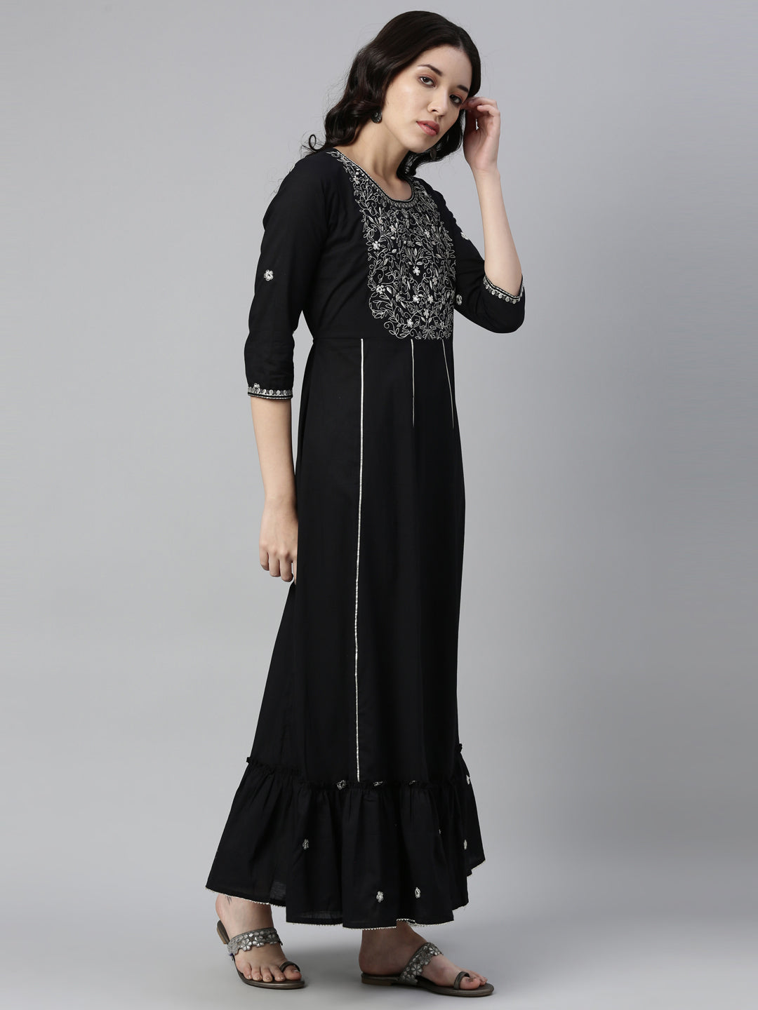 Neerus Black Color Cotton Fabric Kurta