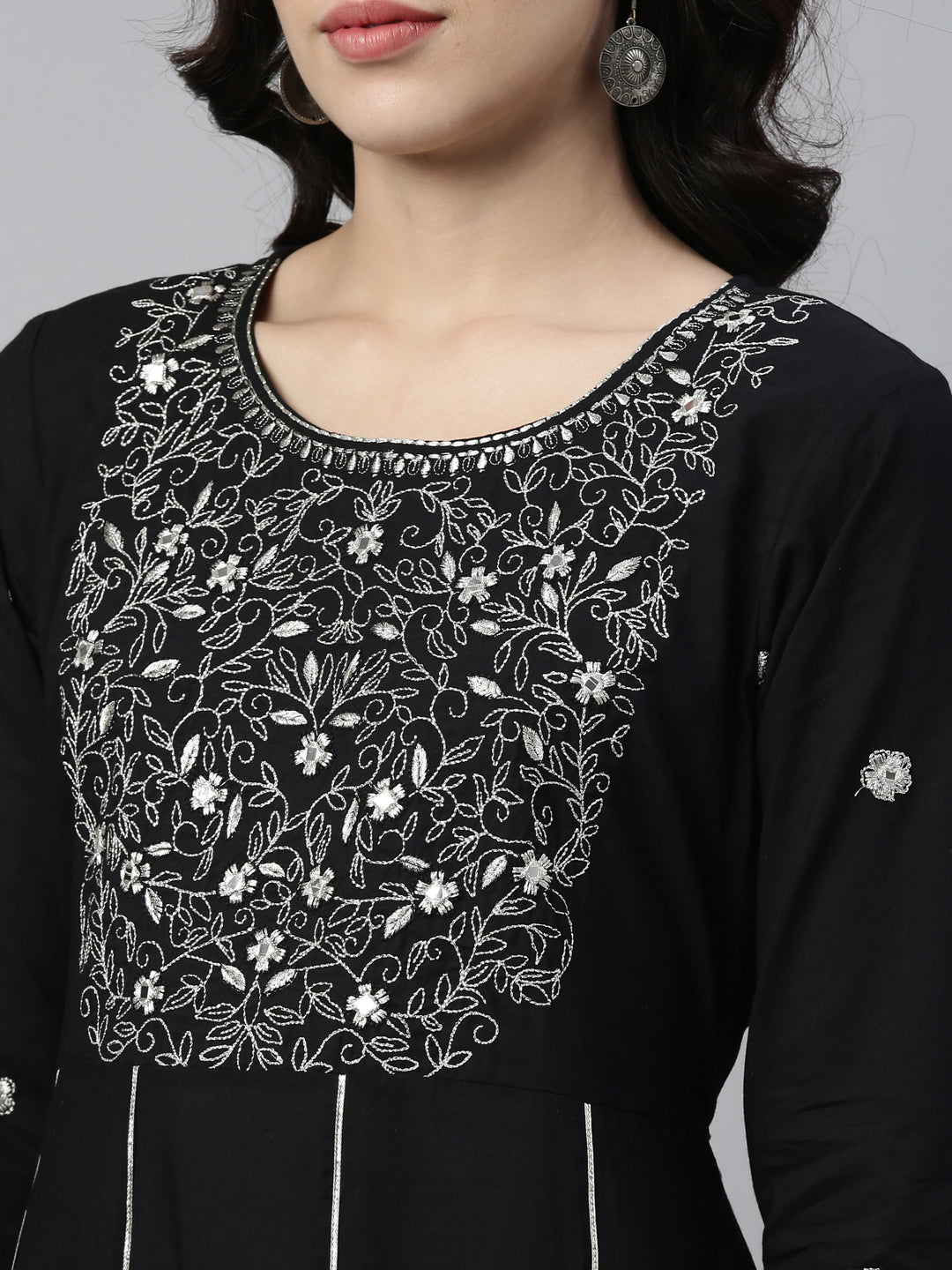 Neerus Black Color Cotton Fabric Kurta