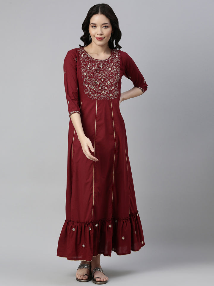 Neerus Maroon cotton thread embroidered anarkali kurti - detail view 1