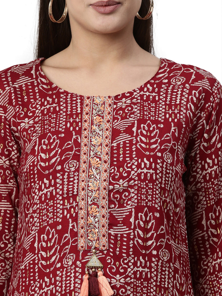 Neerus Maroon viscose rayon straight kurti - back view