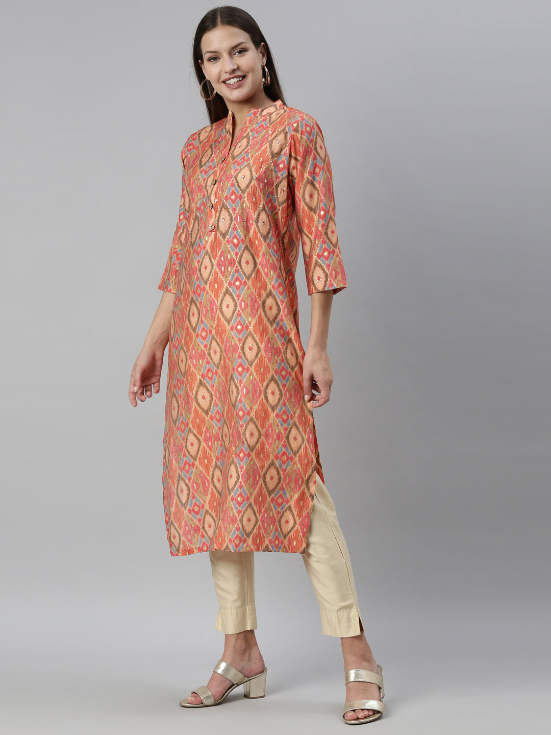 Neeru'S Coral Color Model Fabric Kurta