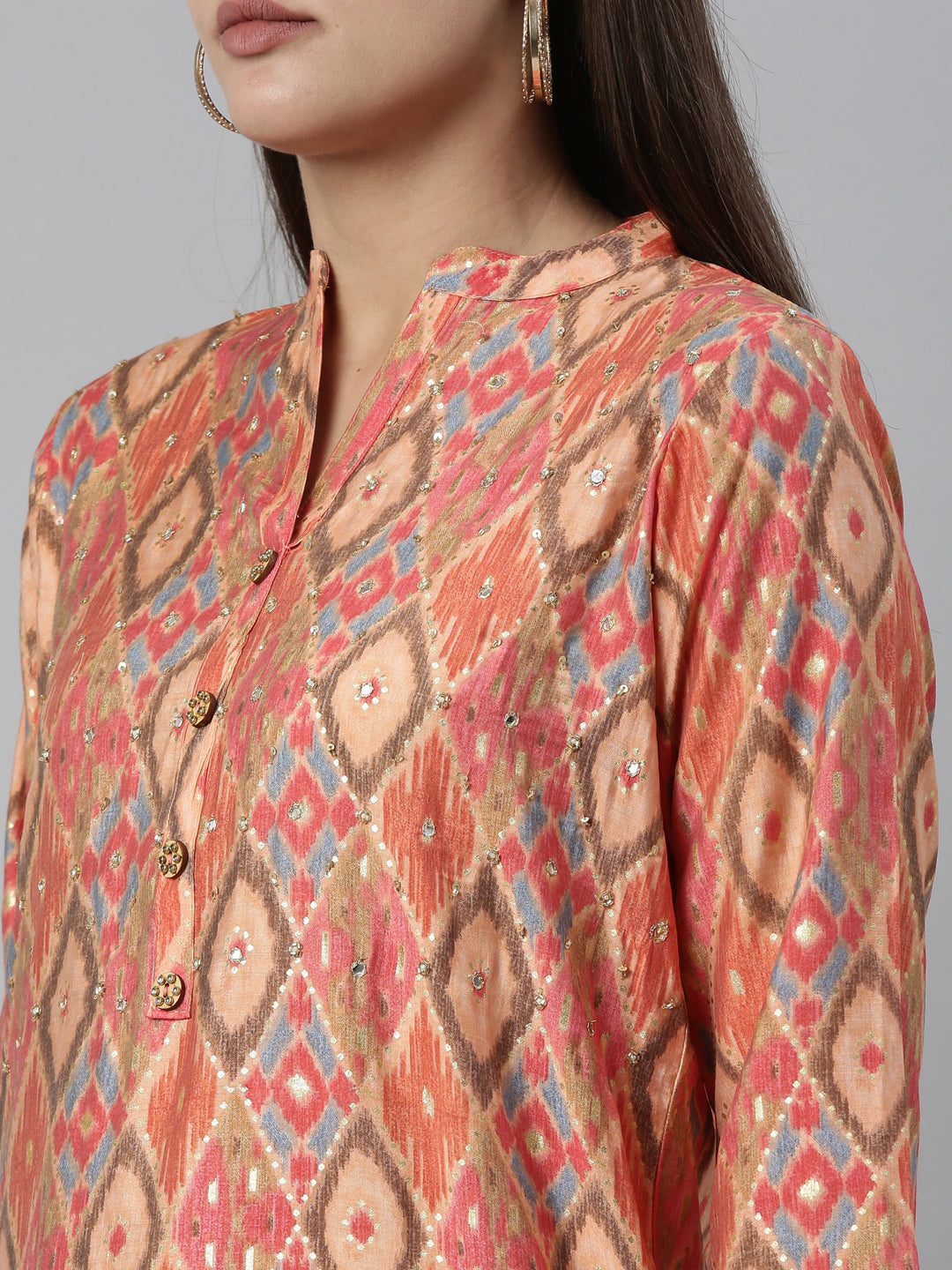 Neeru'S Coral Color Model Fabric Kurta