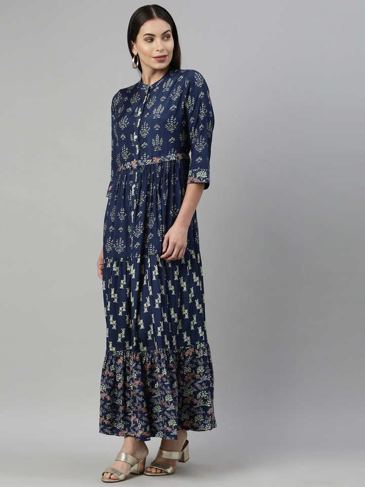 Neerus Blue Shantoon printed kurti - side view