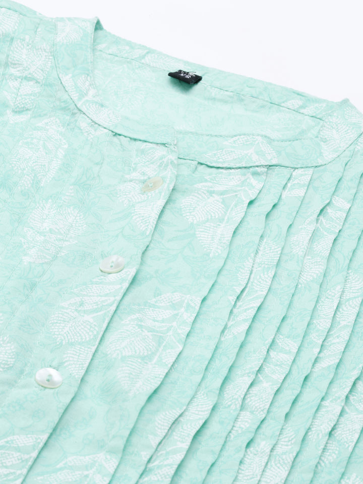 Neerus Green cotton printed A-line kurti with mandarin collar - detail view 5