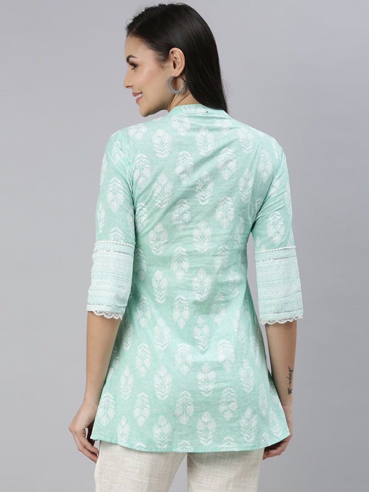 Neerus Green cotton printed A-line kurti with mandarin collar - detail view 2
