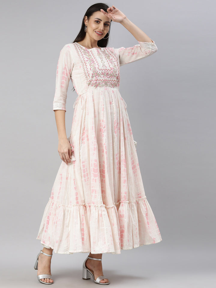 Neerus Pink cotton kurti straight silhouette - detail view 1