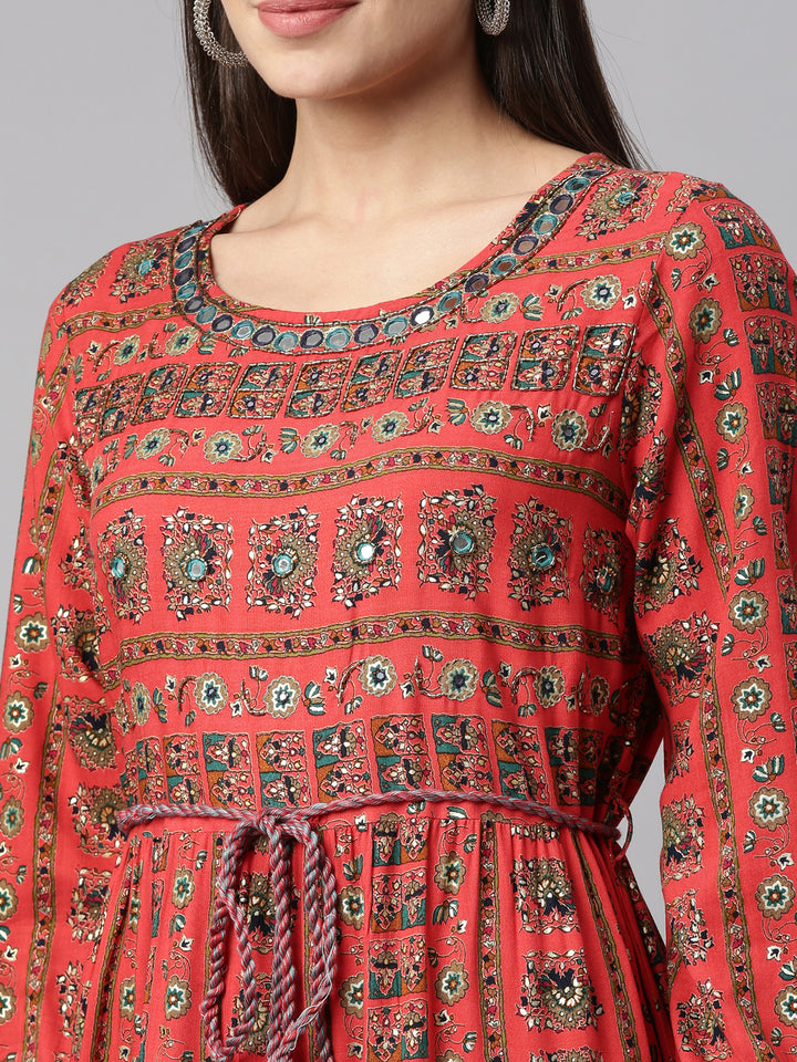 Neerus Red rayon solid kurti - detail view 4
