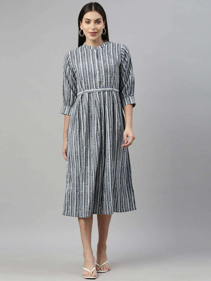 Neerus Grey viscose rayon printed kurti - front view