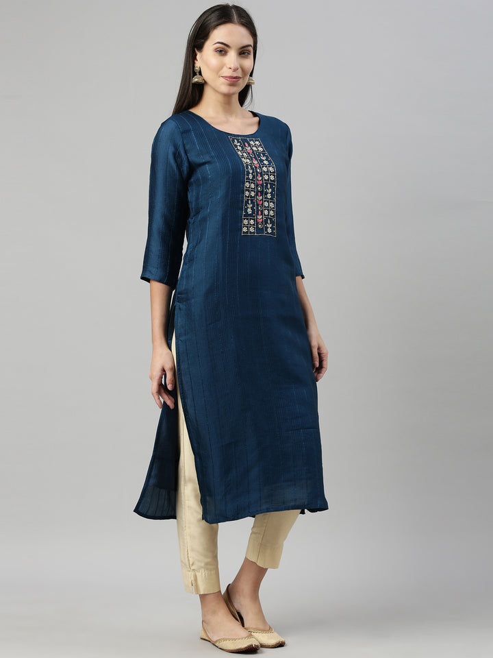 Neerus Blue silk kurta - detail view 1