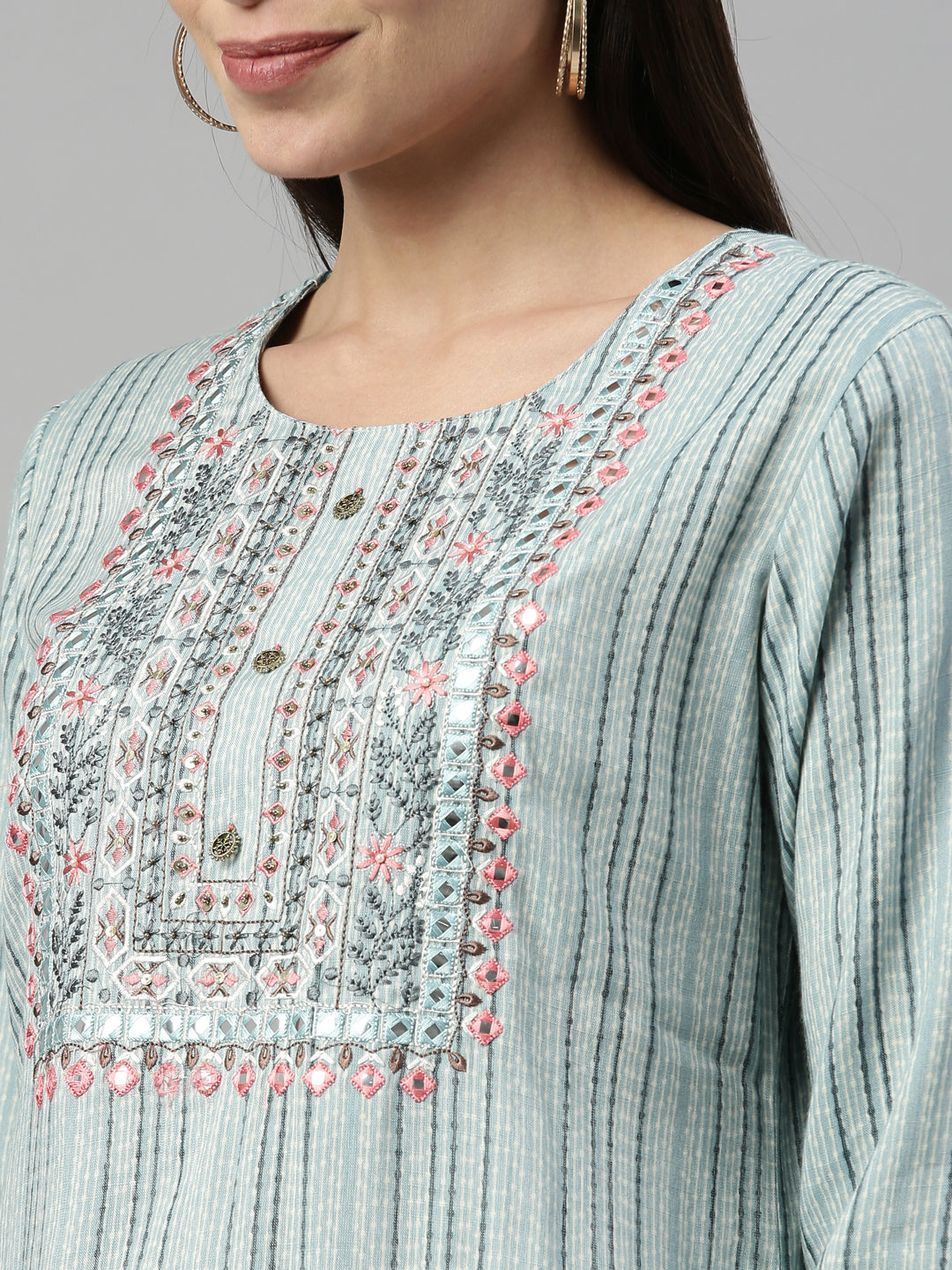 Neerus Blue rayon solid kurta - detail view 4