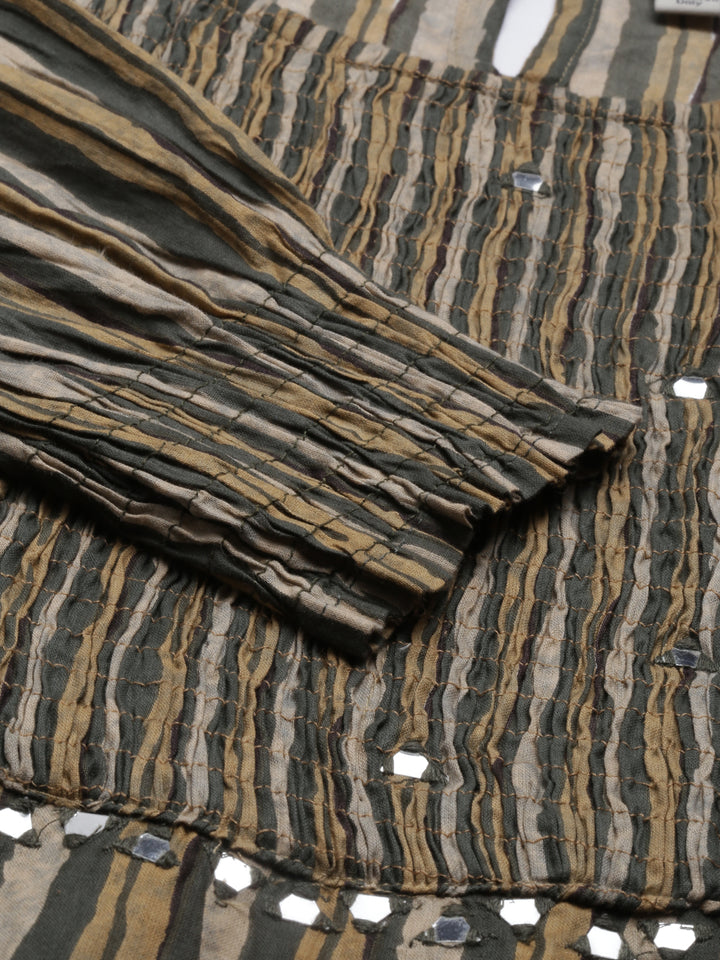 Neerus Green cotton printed kurta set - detail view 5
