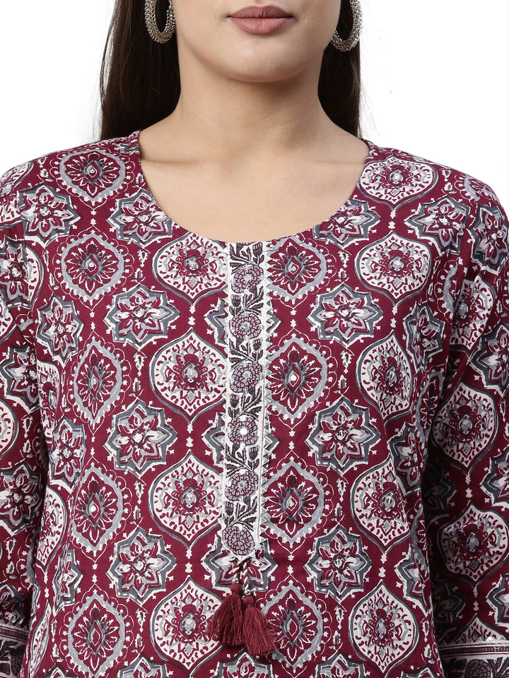 Neerus Purple shantoon printed kurta set - back view