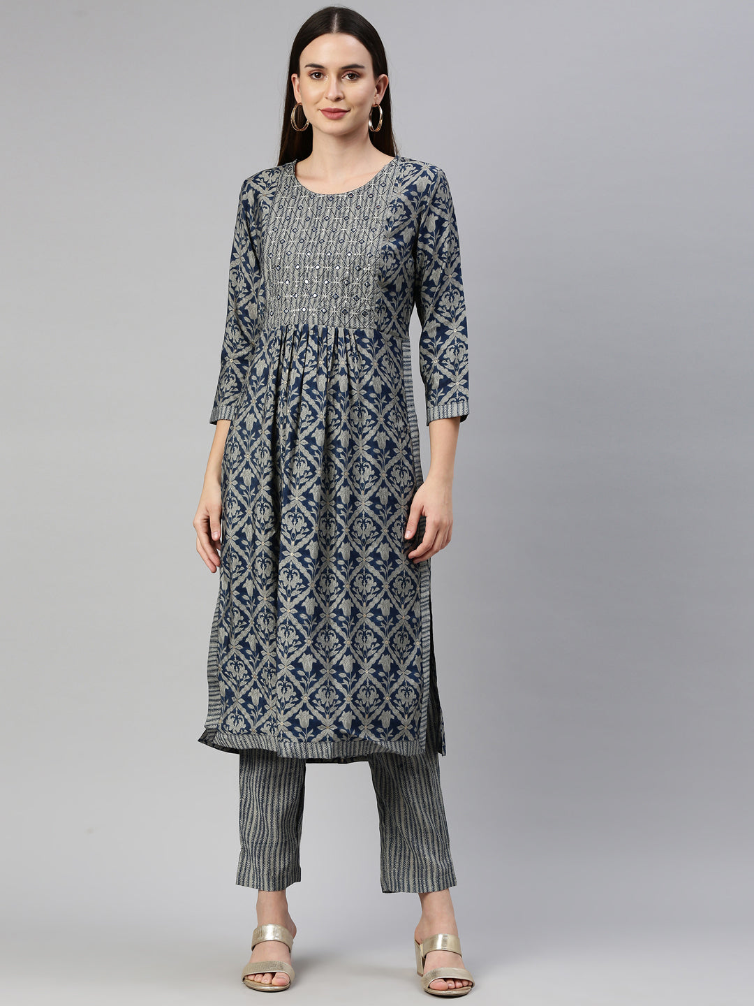Neerus Blue muslin straight kurta set - detail view 7