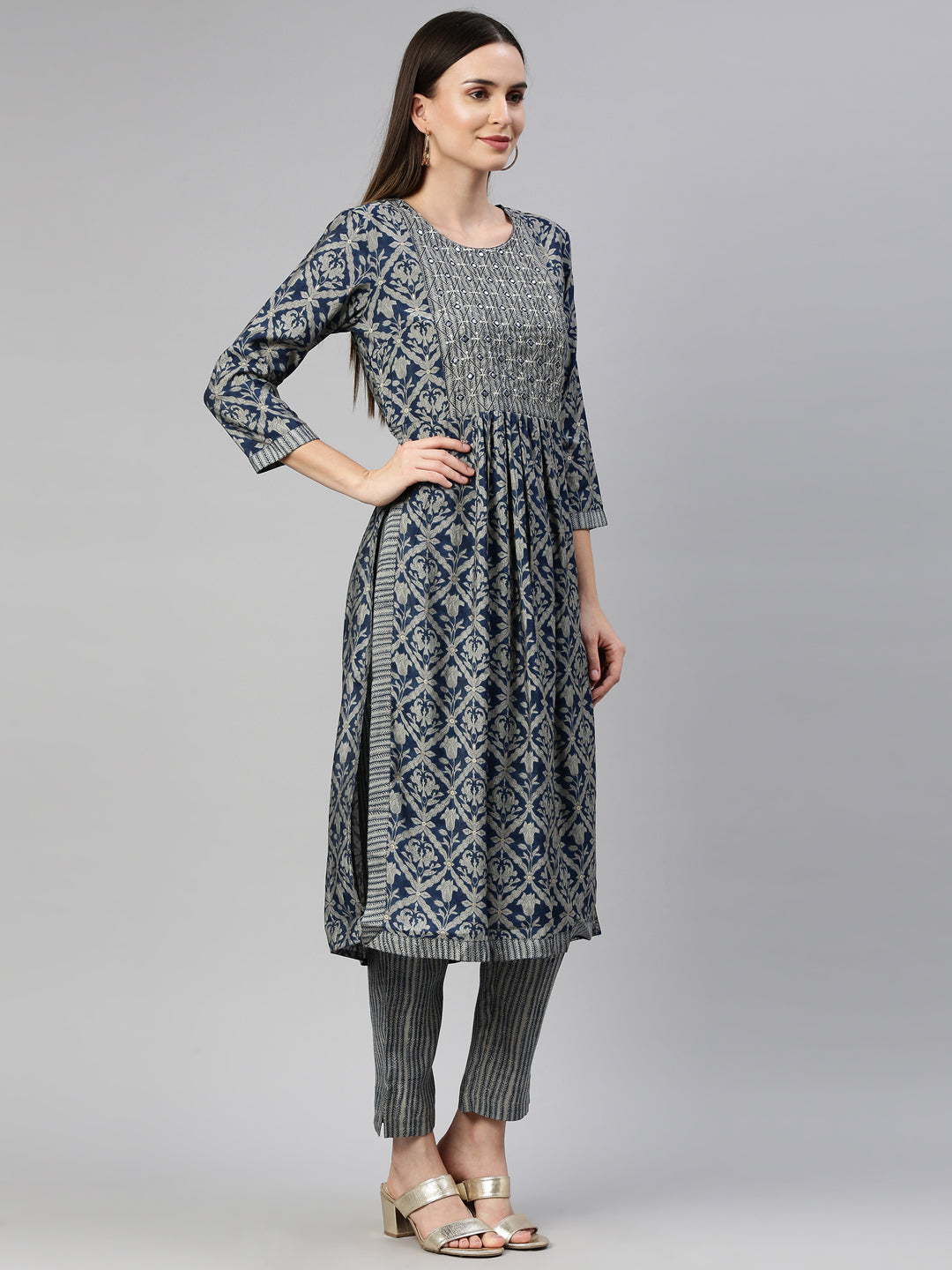 Neerus Blue muslin straight kurta set - detail view 1